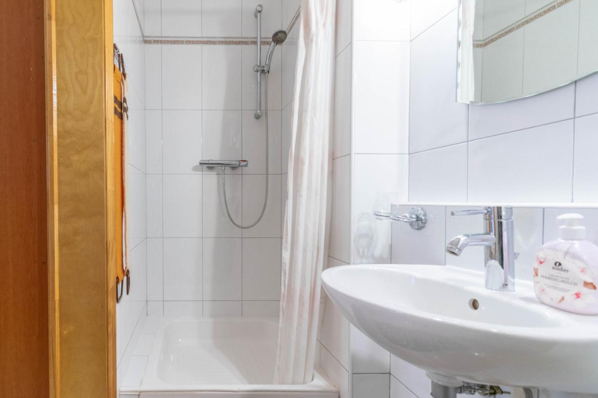 Apartment Kristina Dujmovic Baška Voda Zimmer foto